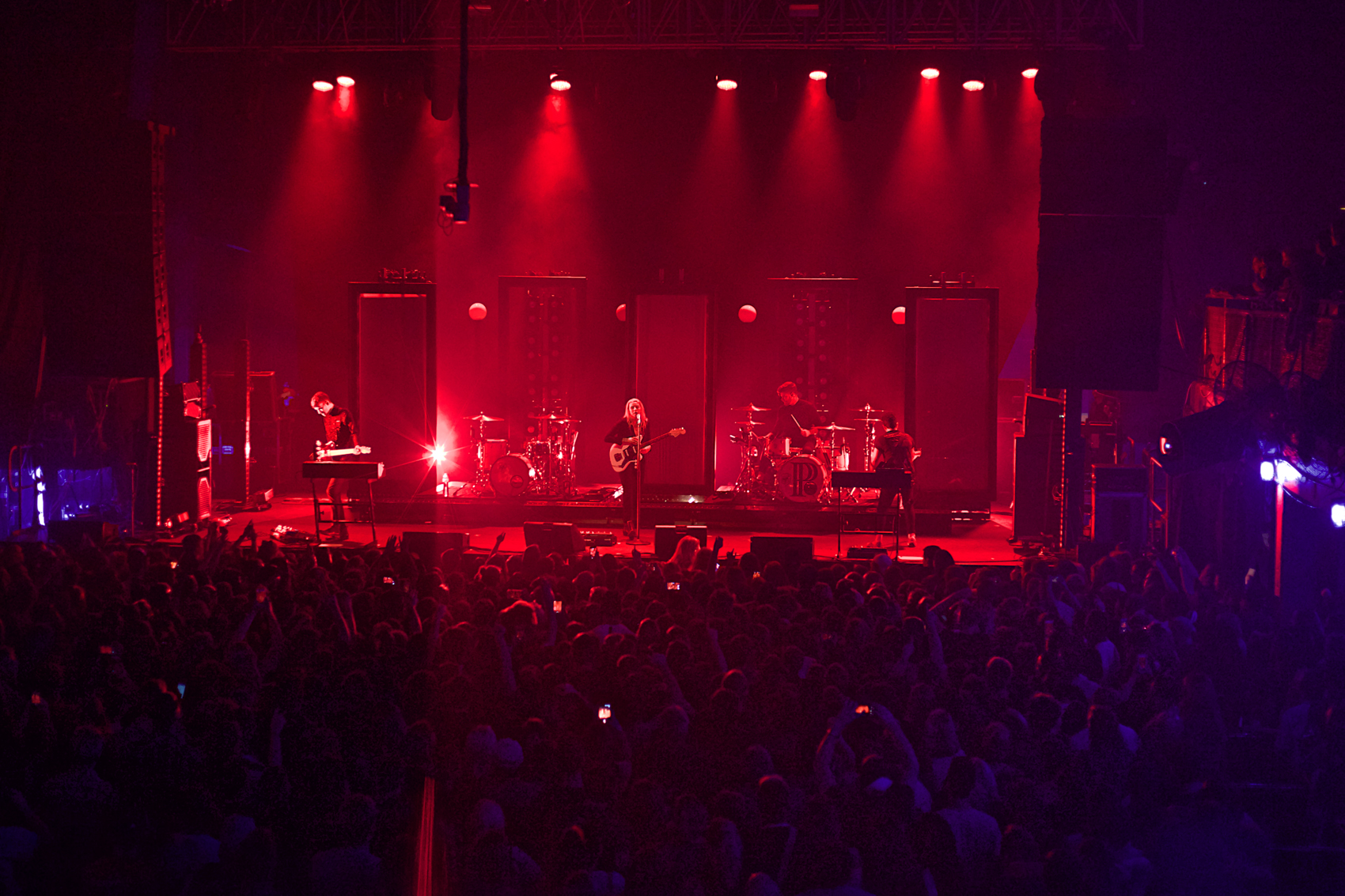 PVRIS
Electric Factory
Philadelphia, Pa
October 8, 2017

DerekBrad.com